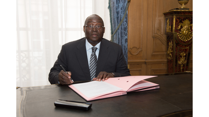 Signature des Règles d’organisation et de fonctionnement par M. Tiémoko Meylet Koné