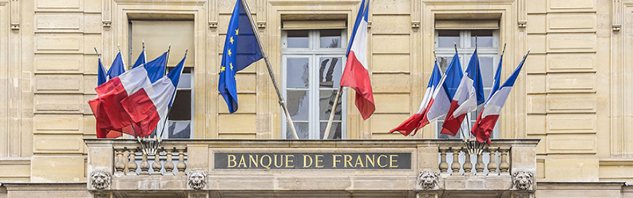 Banque de France : façade siège drapeau