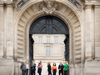 façade avec portail ouvert de la Banque de France