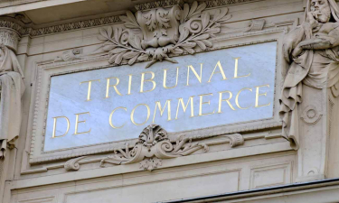 fronton du tribunal de commerce
